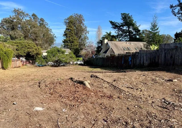 Homes for sale in Watsonville, CA | 32 Crow Ave, Watsonville, CA 95076 | MLS# ML82035922