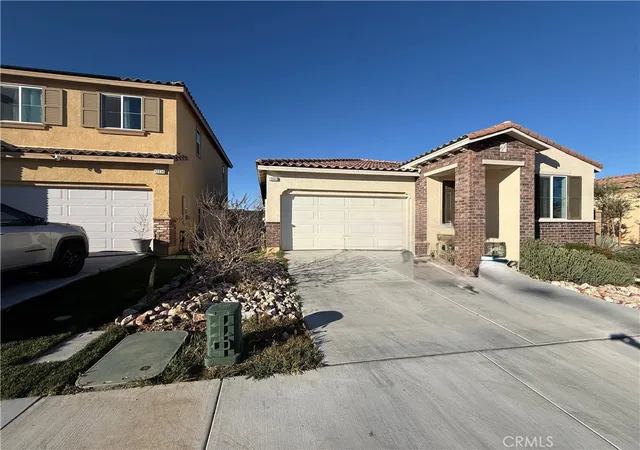 Photo 2 of Single family home for sale at 13042 Lancaster, Hesperia, CA 92344 | MLS# DW26039964 | Listing updated on 2026-10-02