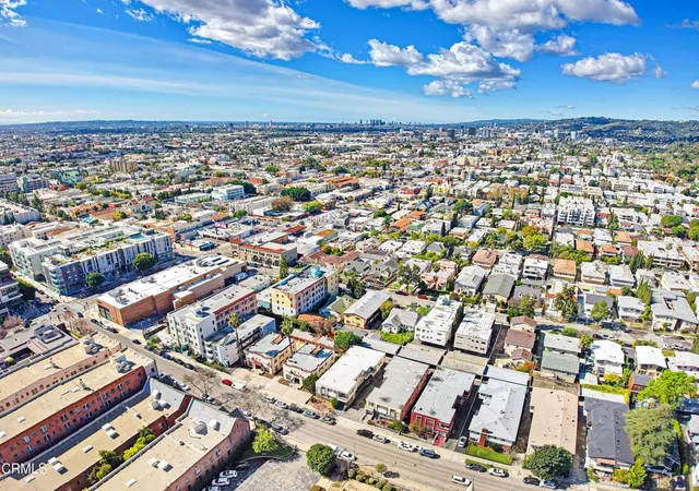 17th image of 1749 N Edgemont St, Los Angeles, CA 90027 | MLS# P1-25965