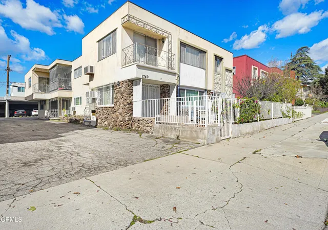 1st image of 1749 N Edgemont St, Los Angeles, CA 90027 | MLS# P1-25965