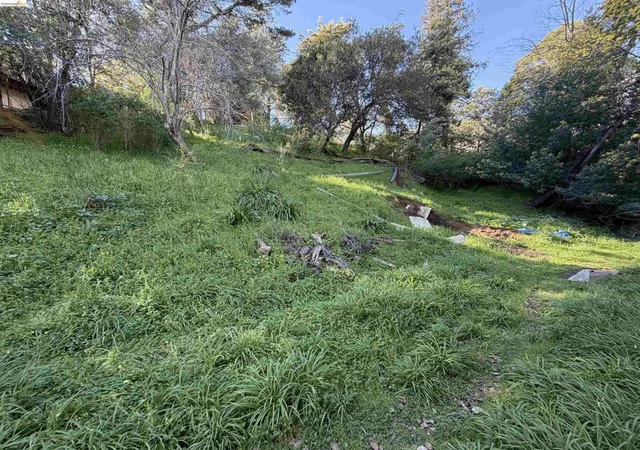 1st image of 59 , 60 Clayton St, San Rafael, CA 94901 | MLS# 41124872