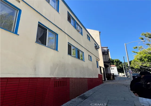 2nd image of 517 Loma, Los Angeles, CA 90017 | MLS# OC26040247