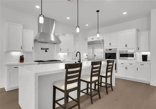 2nd image of 21303 Rockview Ter, Chatsworth, CA 91311 | MLS# CV26039529