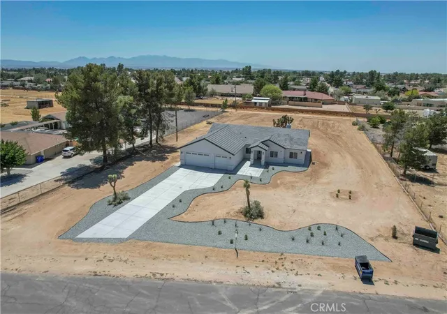 1st image of 14416 Ricaree Rd, Apple Valley, CA 92307 | MLS# HD26038728
