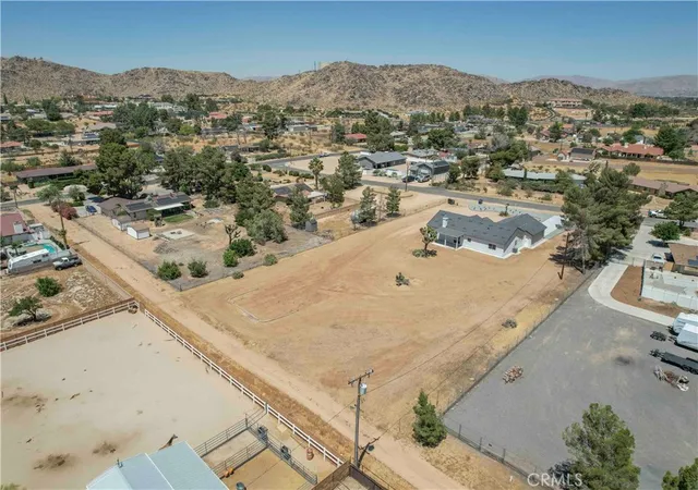 32nd image of 14416 Ricaree Rd, Apple Valley, CA 92307 | MLS# HD26038728
