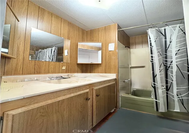5th image of 14411 Palmdale Rd #1, Victorville, CA 92392 | MLS# HD26040223
