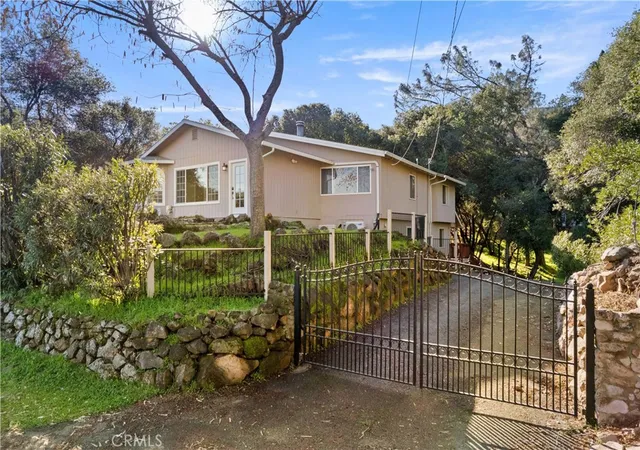 Homes for sale in Kelseyville, CA | 10849 Northslope Dr, Kelseyville, CA 95451 | MLS# LC26040780