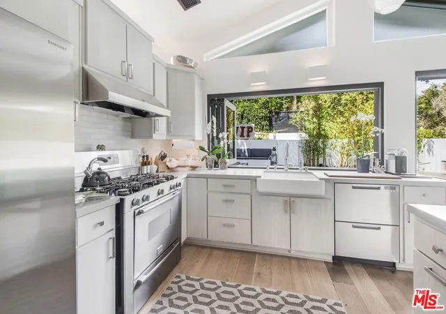 4th image of 26272 Cool Glen Wy, Malibu, CA 90265 | MLS# 26656013