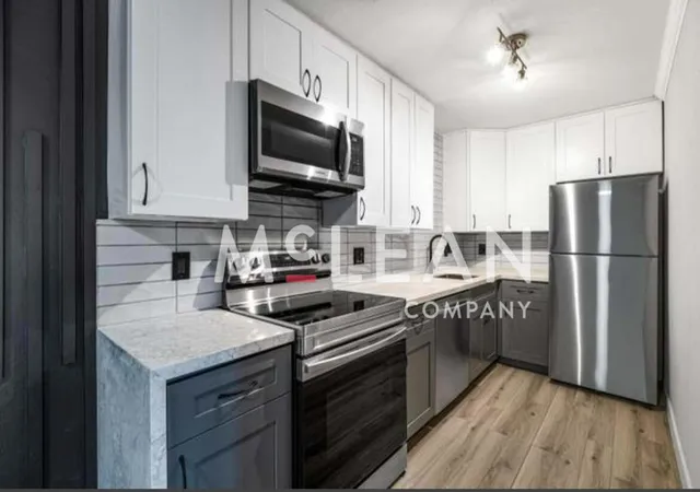 1st image of 2809 N Los Felices Cir E #212, Palm Springs, CA 92262 | MLS# 219143726PS