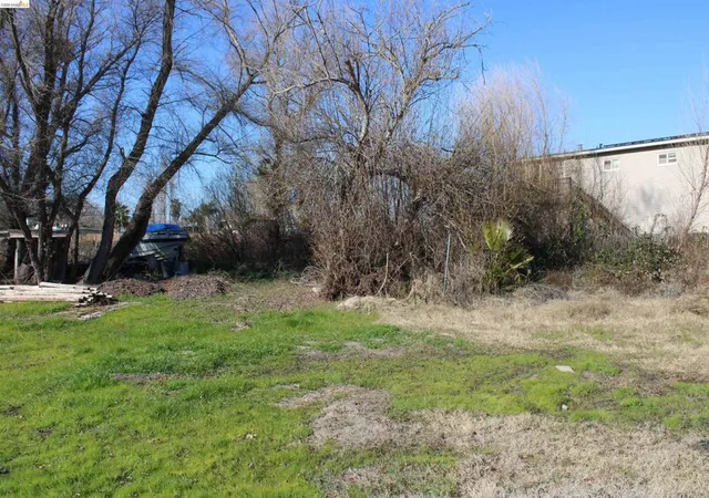 1st image of 412 412 Park Ln, Bethel Island, CA 94511 | MLS# 41125005