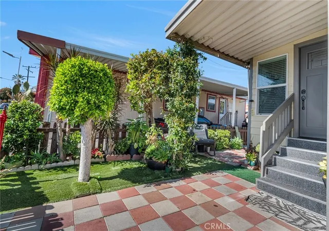 Homes for sale in Santa Ana, CA | 307 Duchess, Santa Ana, CA 92704 | MLS# RS26041210