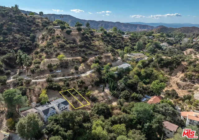 3rd image of 7128 High Cliff Trl, Tujunga, CA 91042 | MLS# 26656407