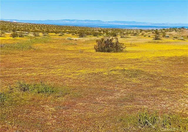 Photo 1 of Land for sale at 0 Ave E 4 Unit #e4/183, Lancaster, CA 93535 | MLS# SB26040852 | Listing updated on 2026-09-17
