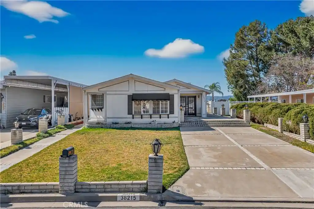 Photo 1 of Sale Pending at 38215 Via Tafffia #C, Murrieta, CA 92563 | MLS# SW26040337 | Listing updated on 2026-08-03