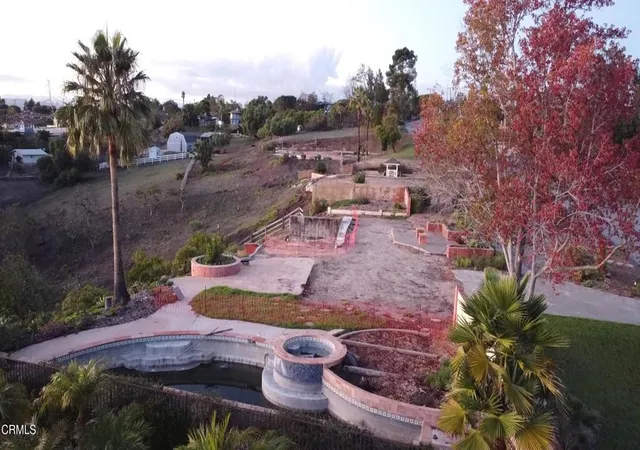 4th image of 35 Estaban Dr, Camarillo, CA 93010 | MLS# V1-34867