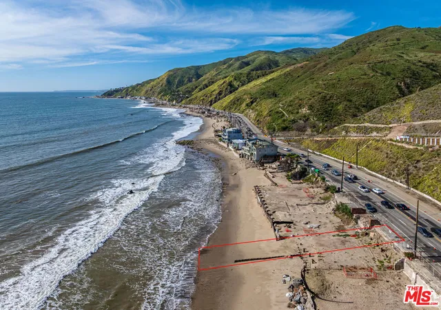 Homes for sale in Malibu, CA | 18912 Pacific Coast Hwy, Malibu, CA 90265 | MLS# 26655861