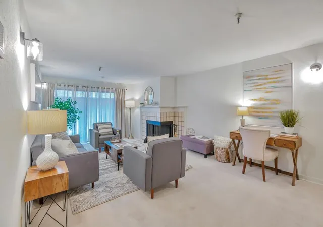 2nd image of 295 Lenox Ave #203, Oakland, CA 94610 | MLS# ML82036156