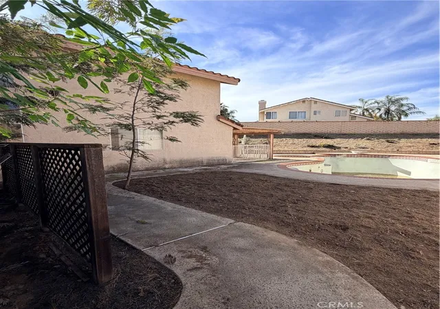 Homes for sale in Riverside, CA | 110 Sandpoint, Riverside, CA 92506 | MLS# IV26041499