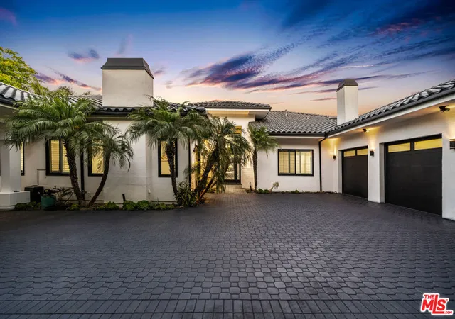 1st image of 19034 Ashurst Ln, Tarzana, CA 91356 | MLS# 26651373
