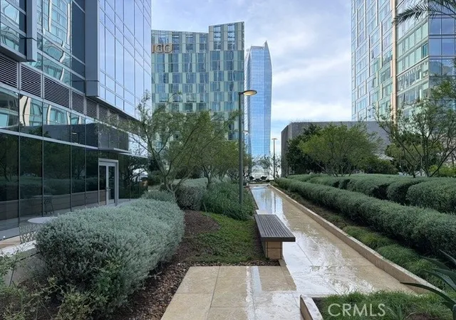 Photo 23 of Sale Pending at 877 Francisco St #1921, Los Angeles, CA 90017 | MLS# SR26041566 | Listing updated on 2026-10-07