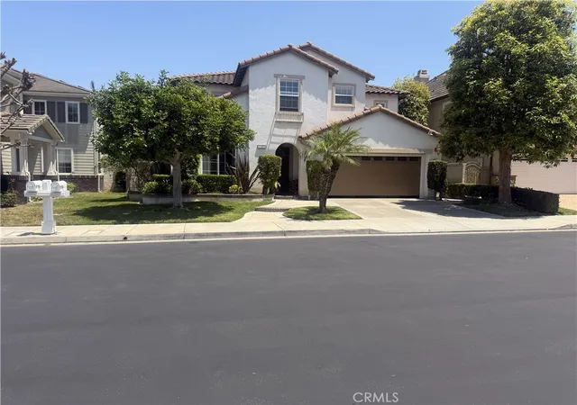 Photo 2 of Single family home for sale at 7381 Siena Dr, Huntington Beach, CA 92648 | MLS# PW26041675 | Listing updated on 2026-09-26