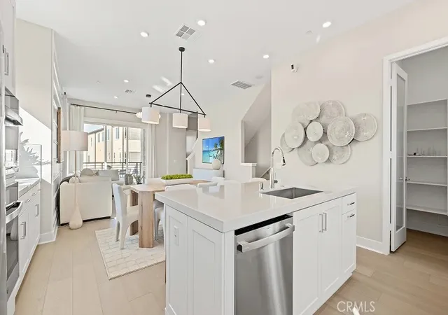 3rd image of 848 Sonia, Irvine, CA 92618 | MLS# OC26041676