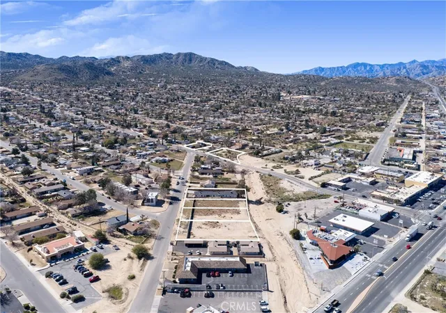 7th image of 7408 Acoma Trl, Yucca Valley, CA 92284 | MLS# OC26041773