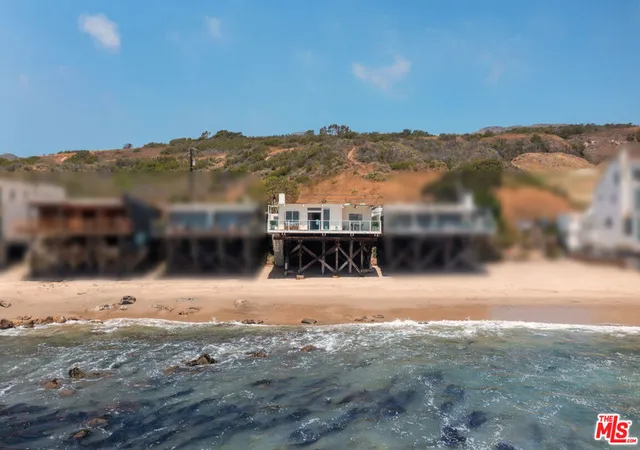 Homes for sale in Malibu, CA | 24216 Malibu Rd, Malibu, CA 90265 | MLS# 26656511