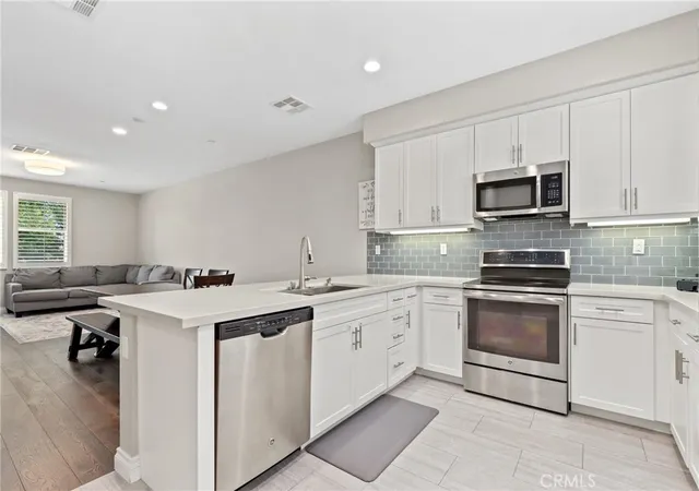Listing Photo 1 - Condo for sale in building located at 649 W Foothill Blvd, Glendora, CA 91741 - Unit #2