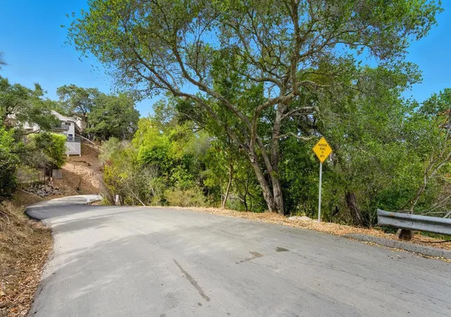 19th image of 0 Lakeview Wy, Redwood City, CA 94062 | MLS# ML82035929