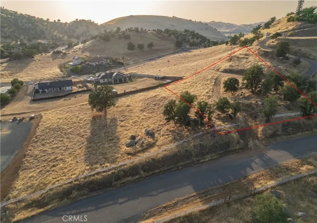 4th image of 16295 Wrangler Dr, Springville, CA 93265 | MLS# FR26041973