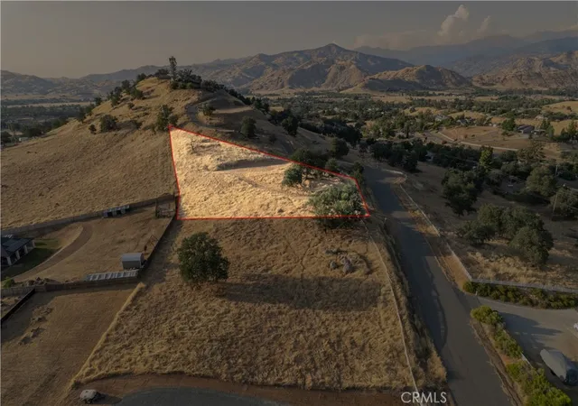 9th image of 16295 Wrangler Dr, Springville, CA 93265 | MLS# FR26041973