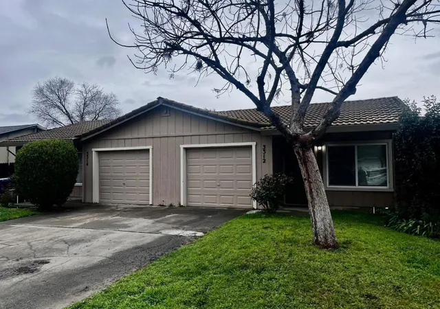 Photo 2 of Sale Pending at 3312 Jayanne Way, Carmichael, CA 95608 | MLS# ML82036259 | Listing updated on 2026-10-06