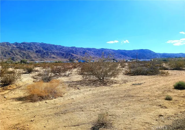 4th image of 0 Old Dale Rd, Twentynine Palms, CA 92277 | MLS# JT26042014