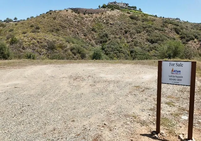 Photo 2 of Land for sale at 18189 El Brazo, Rancho Santa Fe, CA 92067 | MLS# ML82036280 | Listing updated on 2026-10-02