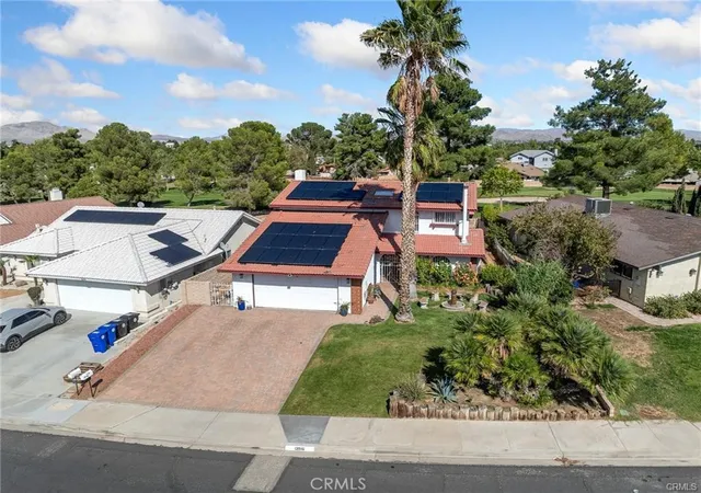 Homes for sale in Victorville, CA | 13916 Burning Tree Dr, Victorville, CA 92395 | MLS# HD26042134