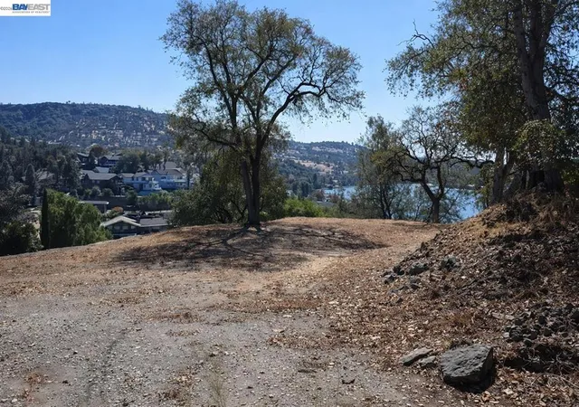 1st image of 512 512 Winchester Way, Copperopolis, CA 95228 | MLS# 41125198