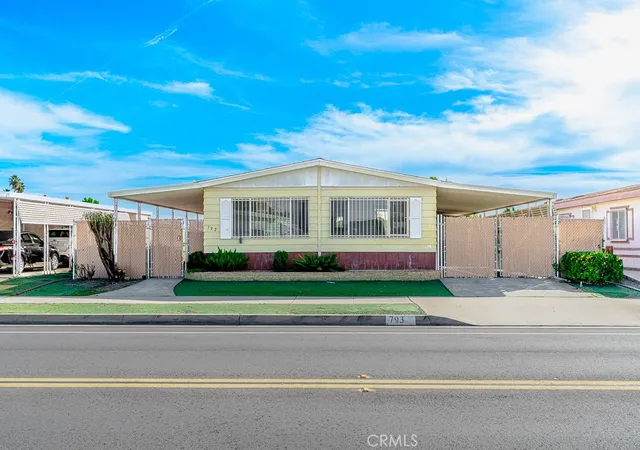 Homes for sale in Hemet, CA | 793 W Johnston, Hemet, CA 92543 | MLS# SW25276841