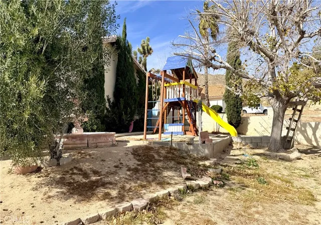 22nd image of 7590 Fairway, Yucca Valley, CA 92284 | MLS# BB26036063