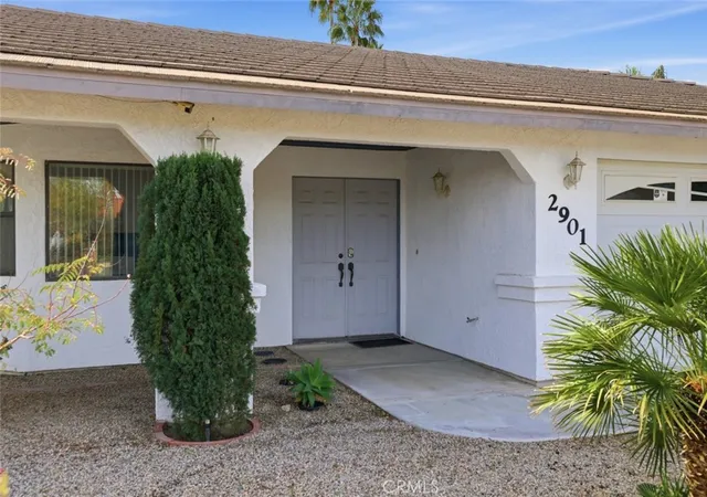 3rd image of 2901 E Via Escuela, Palm Springs, CA 92262 | MLS# GD26041962