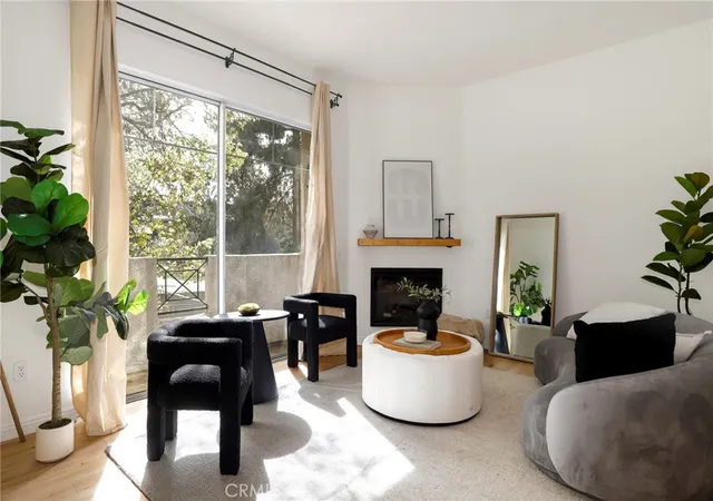 Photo 1 of Sale Pending at 4201 Radford Ave #3, Studio City, CA 91604 | MLS# BB26041013 | Listing updated on 2026-04-03
