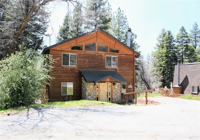 Photo 3 of Sale Pending at 788 Silver Tip, Big Bear Lake, CA 92315 | MLS# IG26042827 | Listing updated on 2026-10-07
