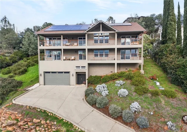 3rd image of 17437 Greenridge, Hidden Valley Lake, CA 95467 | MLS# LC26042809