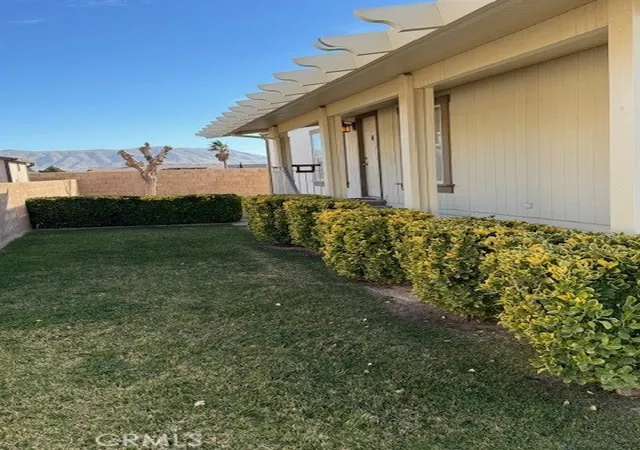 4th image of 22241 Nisqually #63, Apple Valley, CA 92308 | MLS# HD26040819