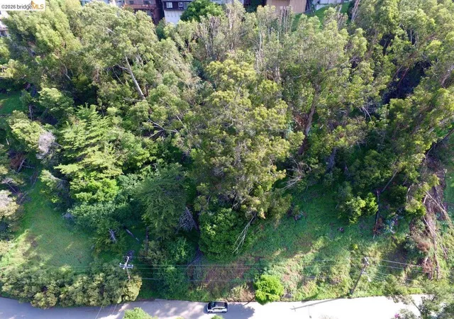 2nd image of Scout Rd, Oakland, CA 94611 | MLS# 41125303