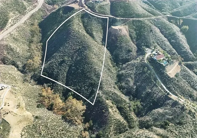 2nd image of 39 Burwood Dr, Perris, CA 92570 | MLS# SW26042902