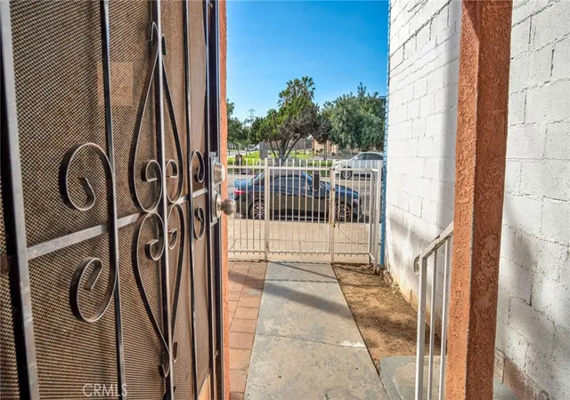 4th image of 9650 S Western, Los Angeles, CA 90047 | MLS# RS26041498
