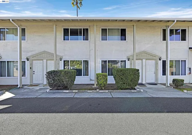3rd image of 4560 Thornton Avenue, Fremont, CA 94536 | MLS# 41125337