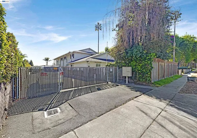 5th image of 4560 Thornton Avenue, Fremont, CA 94536 | MLS# 41125337