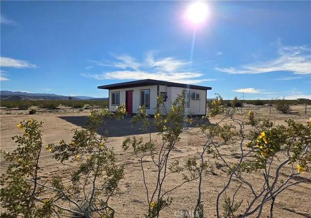 Homes for sale in Twentynine Palms, CA | 68423 Rainier, Twentynine Palms, CA 92277 | MLS# CV26043144
